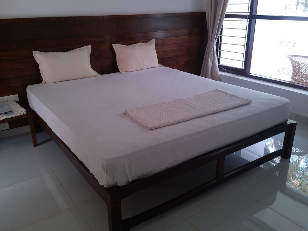 Lilypad Resort Varkala Bagian luar foto